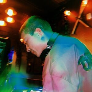 Meet your Posher, Neil